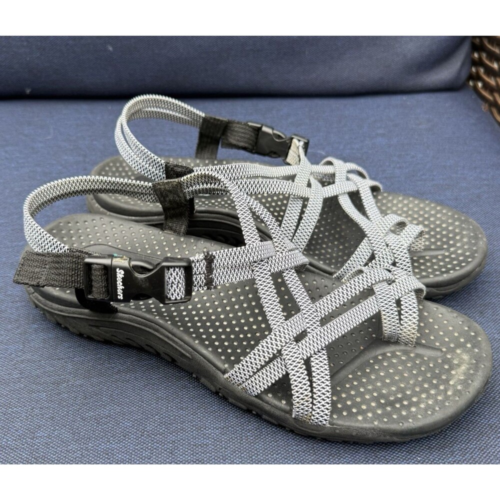 Skechers Women’s Size 8 Reggae Perfect Duo Black/Gray Strap Sandals Buckle Clasp